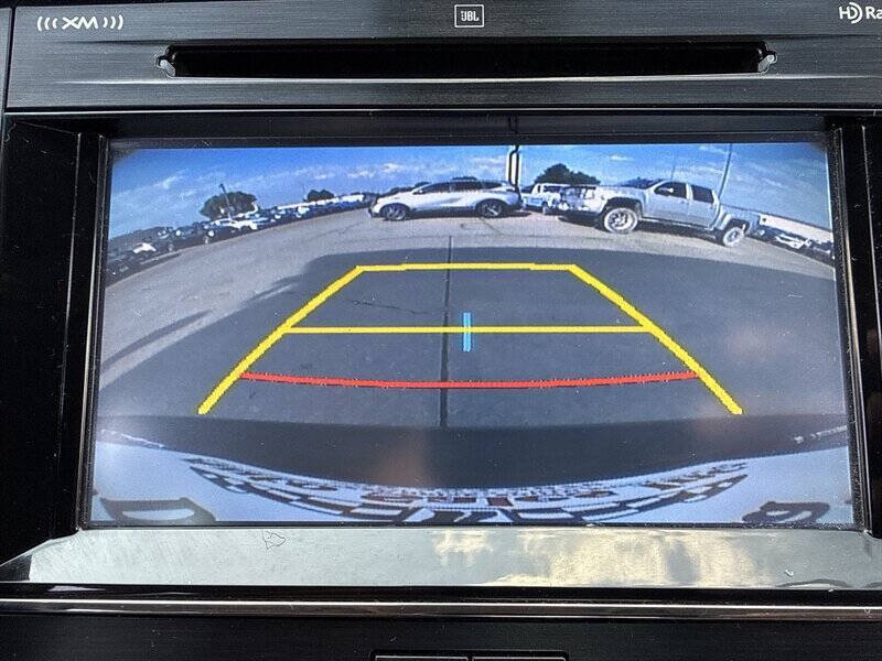 Used 2016 Toyota Avalon Limited w/ Toyota Safety Sense Package FWD image 30