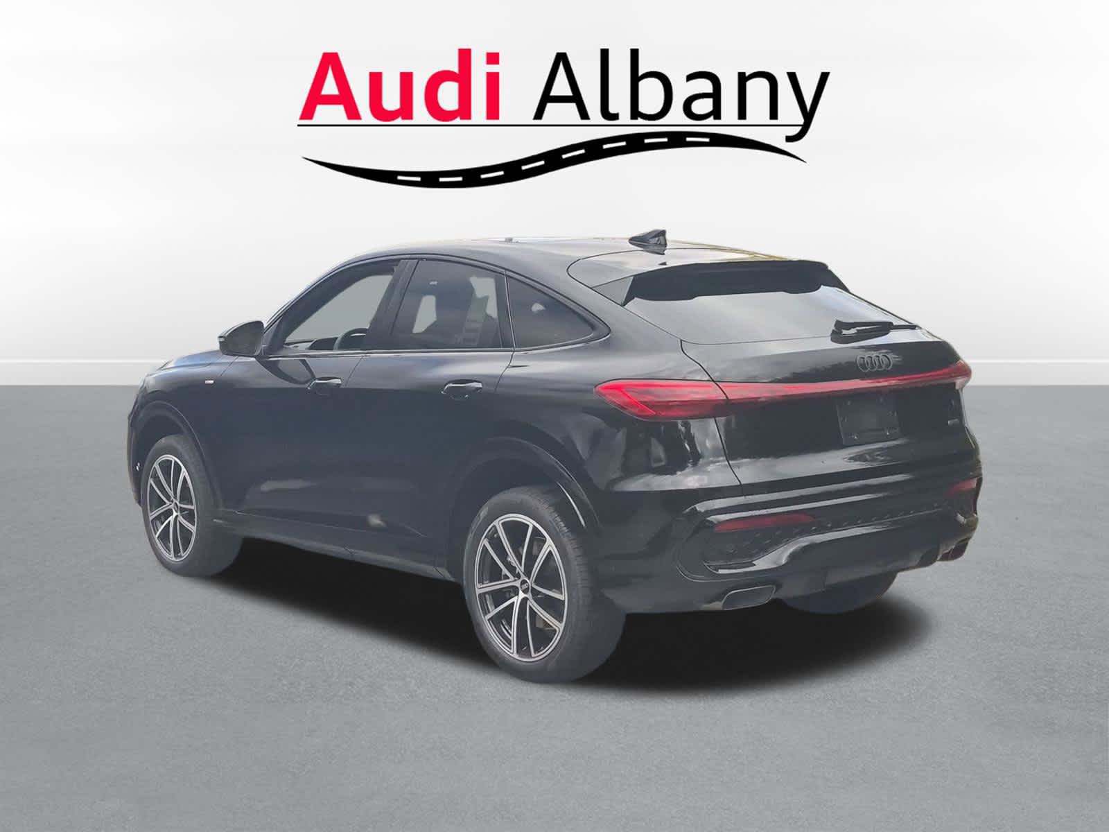 New 2026 Audi Q5 Premium Plus AWD/4WD image 3