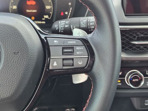 Certified 2025 Acura ADX A-Spec image 31