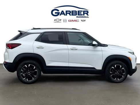 Used 2023 Chevrolet TrailBlazer LT w/ Convenience Package AWD/4WD image 6