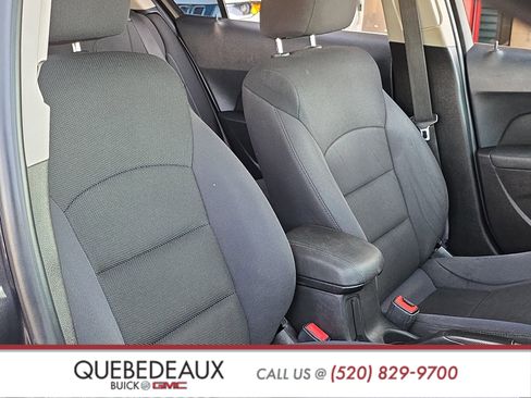 Used 2016 Chevrolet Cruze LT w/ Sun And Sound Package FWD image 29