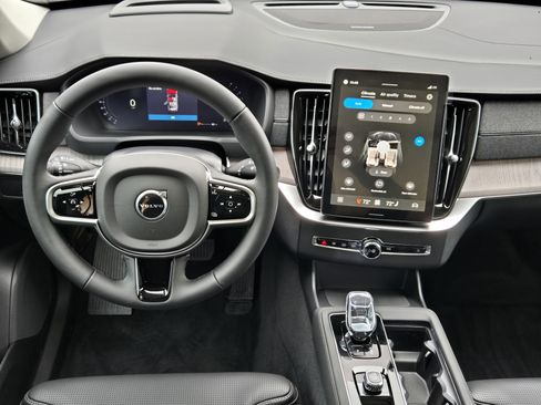 New 2026 Volvo XC90 B6 Ultra w/ Protection Package Premier image 31