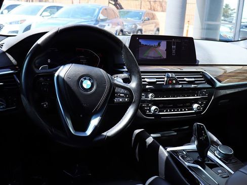 Used 2020 BMW 530i w/ Convenience Package RWD image 37