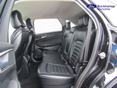Certified 2024 Ford Edge SEL w/ Convenience Package AWD/4WD image 19