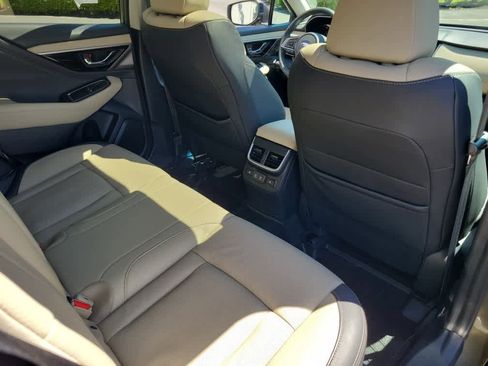 Used 2020 Subaru Outback Limited AWD/4WD image 33