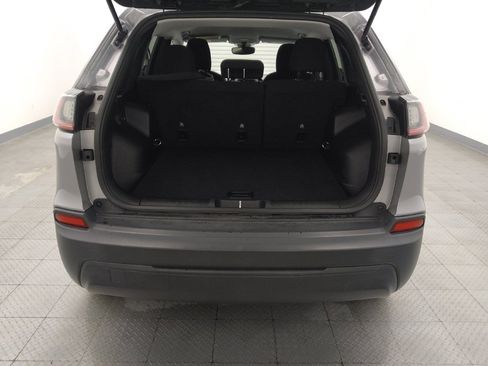 Used 2020 Jeep Cherokee Latitude FWD image 29