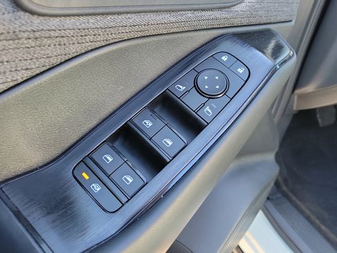 Certified 2023 Nissan Rogue S FWD image 16