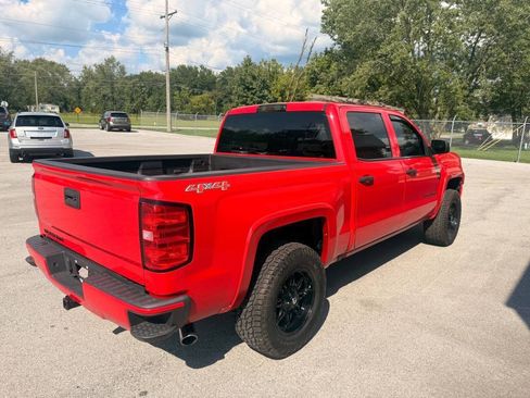 Used 2016 Chevrolet Silverado 1500 Custom w/ Custom Convenience Package AWD/4WD image 4