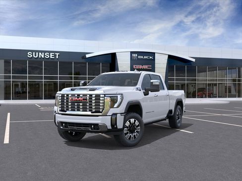 New 2026 GMC Sierra 2500 Denali w/ Denali Reserve Package image 8