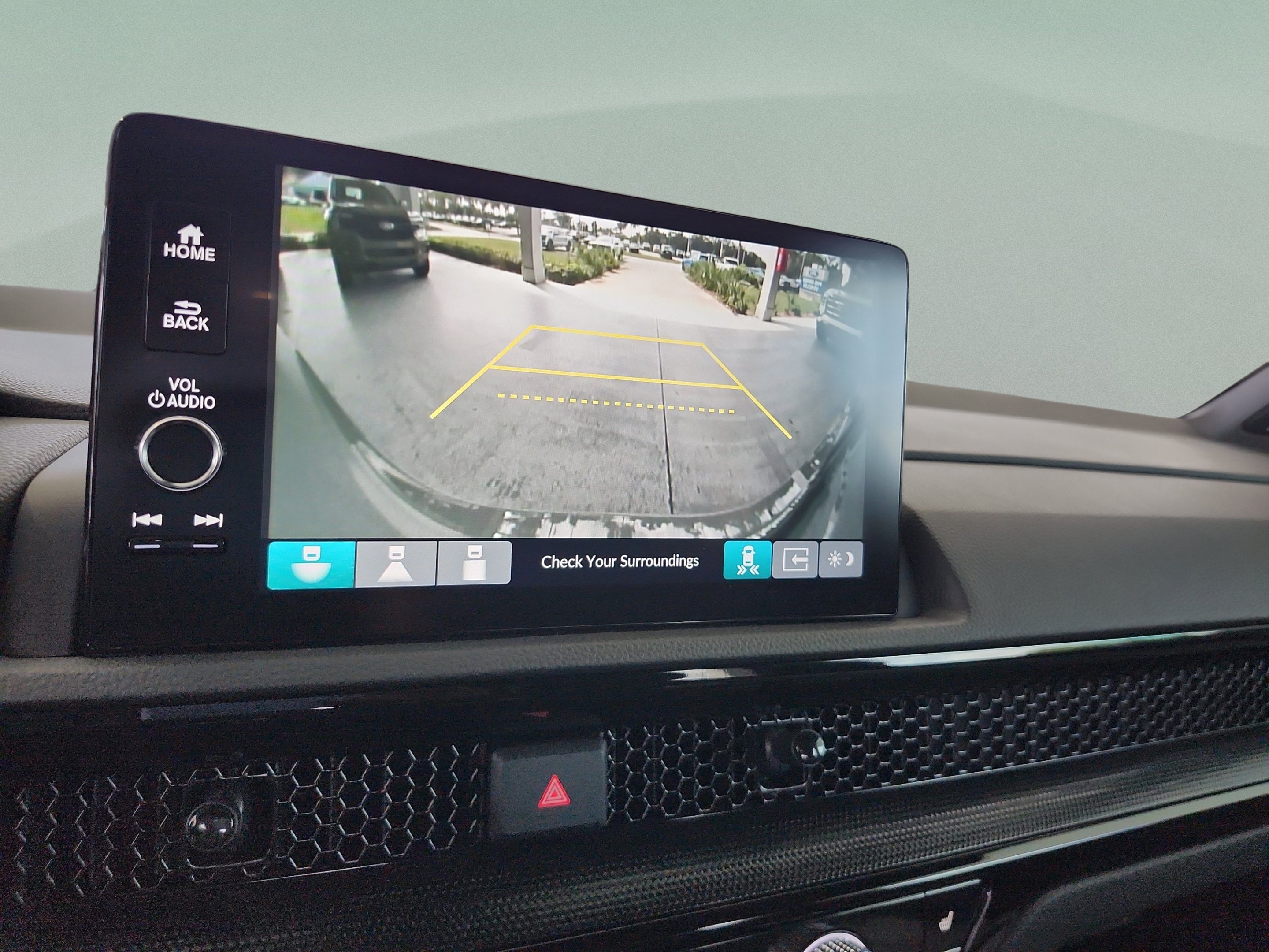 Used 2025 Honda CR-V Sport Touring image 28