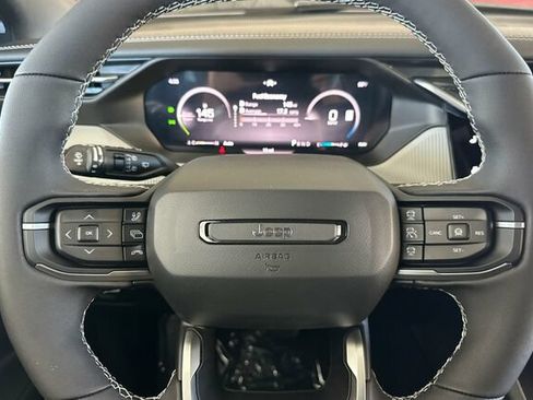 New 2026 Jeep Cherokee Limited AWD/4WD image 21