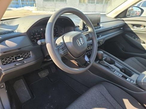Used 2025 Honda Accord SE image 10