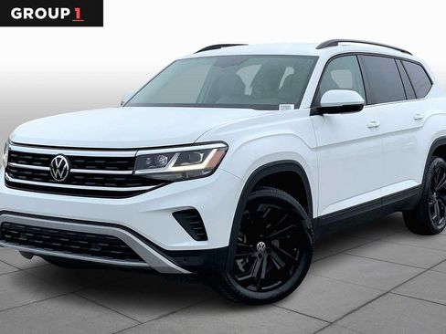 Used 2023 Volkswagen Atlas SE w/ Black Wheel Package image 1