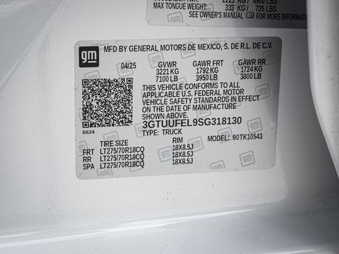 Used 2025 GMC Sierra 1500 AT4X AWD/4WD image 37