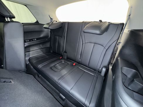Certified 2026 INFINITI QX60 Luxe w/ Cargo Package AWD/4WD image 30