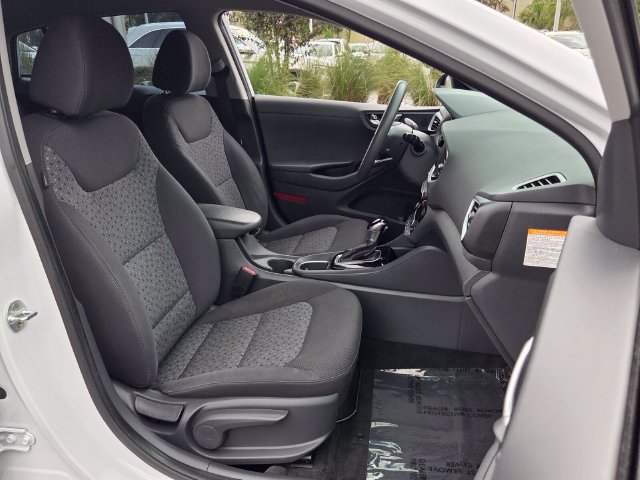 Used 2019 Hyundai Ioniq Blue FWD image 18