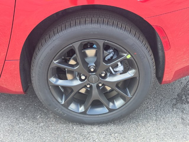 New 2027 Chrysler Pacifica Select AWD/4WD image 11