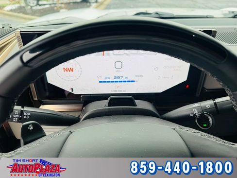 Used 2025 GMC Hummer EV 2X image 35