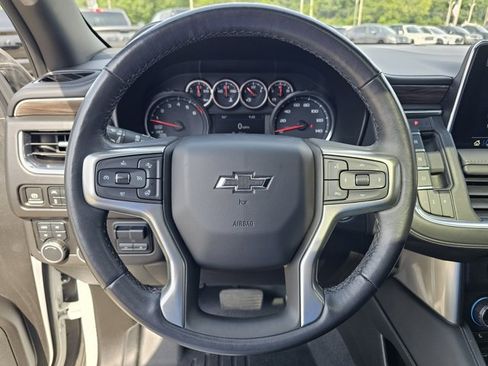 Used 2021 Chevrolet Tahoe Z71 w/ Luxury Package AWD/4WD image 21