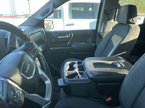 Used 2019 GMC Sierra 1500 Elevation w/ Elevation Value Package RWD image 12