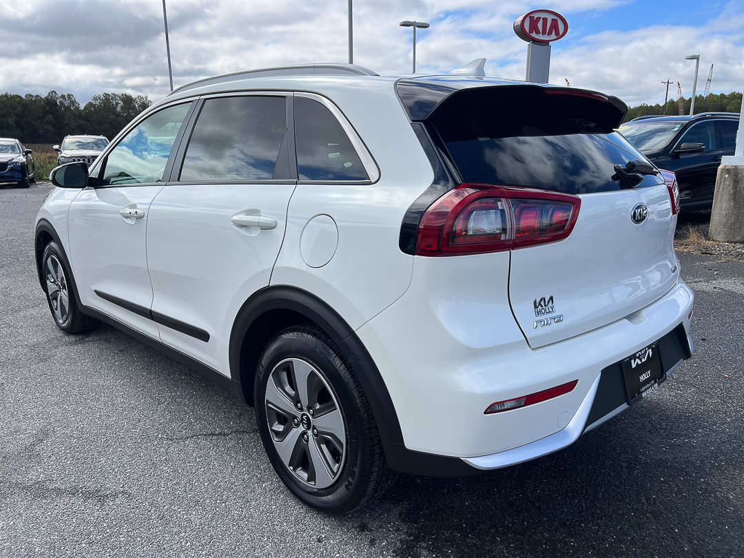 Used 2019 Kia Niro EX FWD image 4