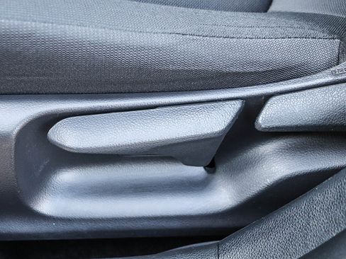 Used 2021 Toyota Corolla LE w/ Carpet Mat Package (TMS) image 25