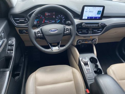 Used 2022 Ford Escape SEL FWD image 15