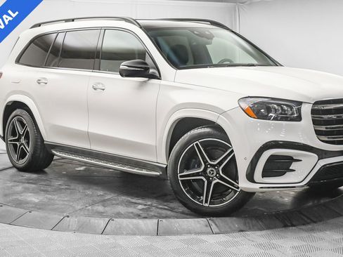 Used 2024 Mercedes-Benz GLS 450 4MATIC image 1