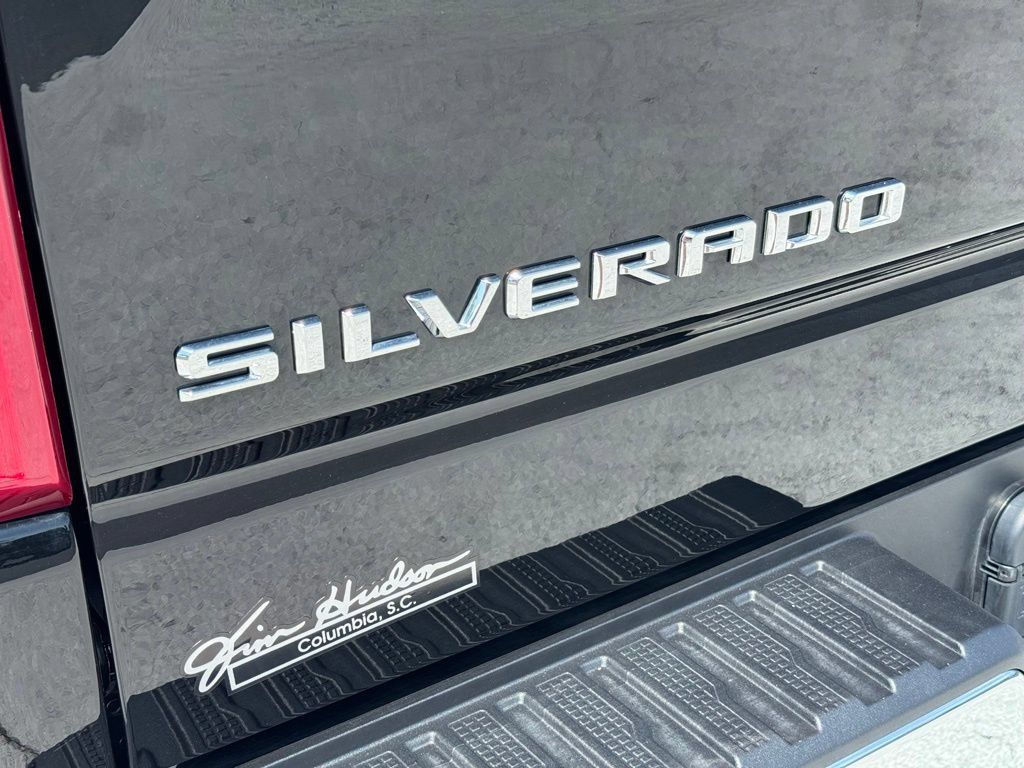 Used 2026 Chevrolet Silverado 1500 LT RWD image 13