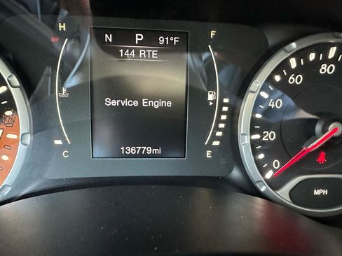 Used 2015 Jeep Renegade Sport w/ Power & Air Group FWD image 19
