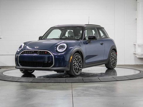New 2026 MINI Cooper S image 3