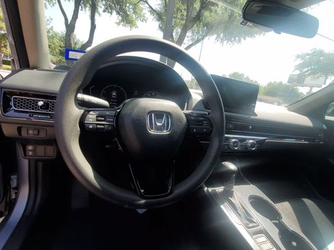 Used 2023 Honda Civic LX image 13