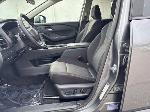 Used 2026 Nissan Rogue SV AWD/4WD image 27