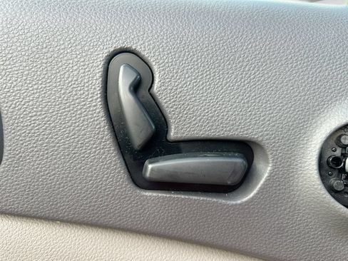 Used 2014 Kia Sedona EX FWD image 12