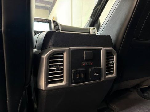Used 2017 Ford F250 Platinum w/ Platinum Ultimate Package image 29