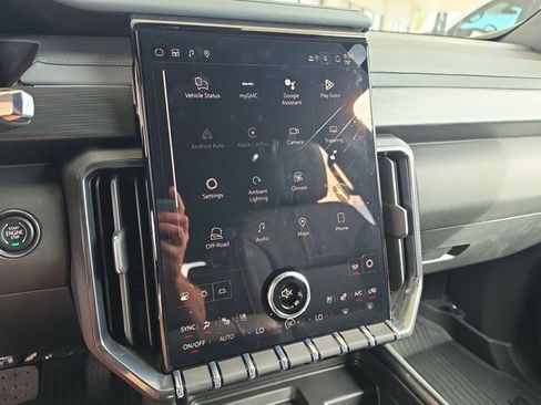 New 2026 GMC Acadia AT4 w/ Luxury Package AWD/4WD image 12