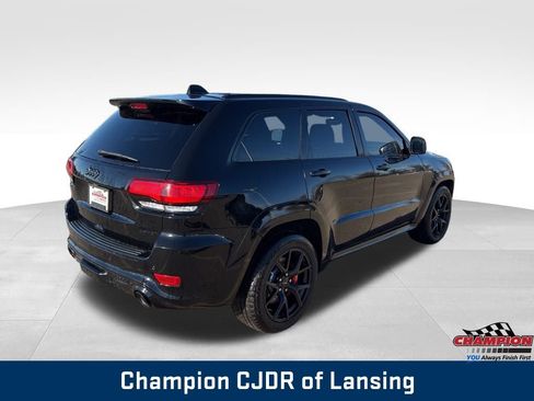 Used 2018 Jeep Grand Cherokee SRT image 9