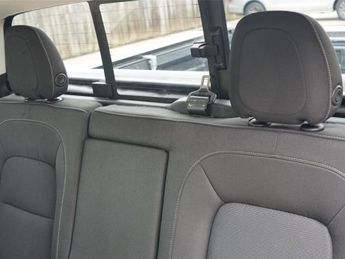 Used 2017 Chevrolet Colorado LT w/ LT Convenience Package RWD image 24