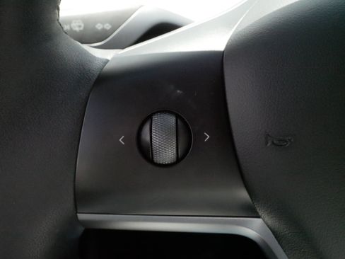 Used 2023 Tesla Model 3 Performance AWD/4WD image 25