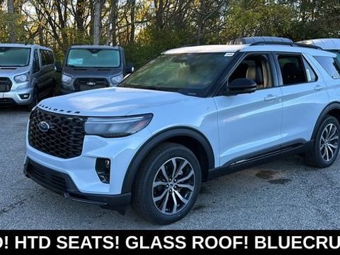 New 2026 Ford Explorer ST-Line AWD/4WD image 3