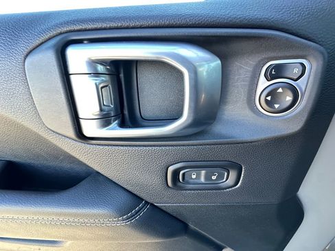 Used 2020 Jeep Wrangler Unlimited Sahara w/ Cold Weather Group image 11