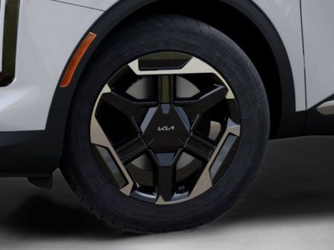New 2027 Kia Sportage LX FWD image 10