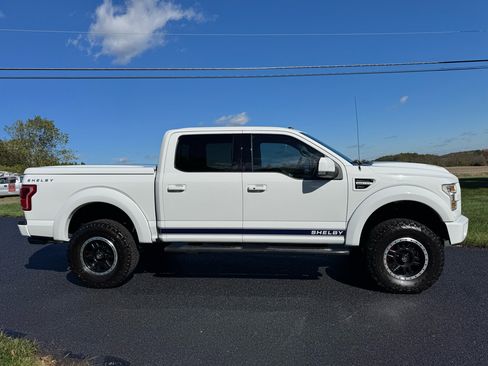 Used 2017 Ford F150 Lariat w/ Equipment Group 502A Luxury image 6