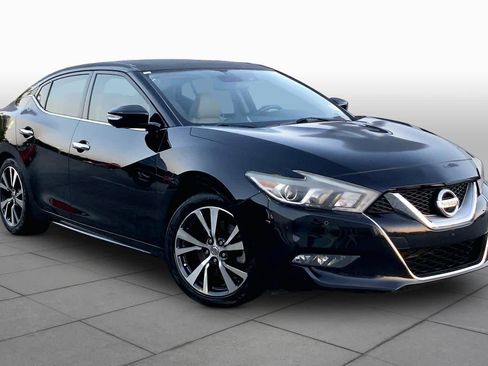 Used 2017 Nissan Maxima Platinum FWD image 3