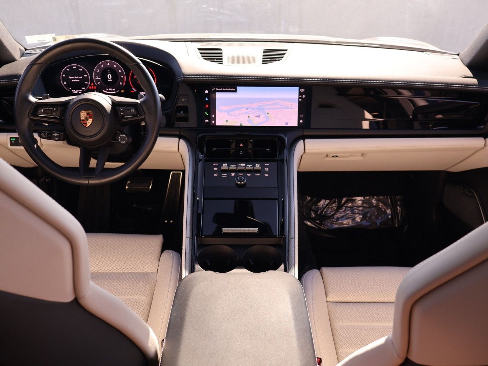 Certified 2024 Porsche Panamera w/ Premium Package RWD image 21