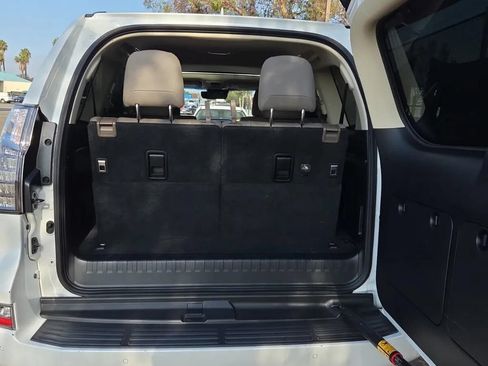 Used 2021 Lexus GX 460 Premium AWD/4WD image 15