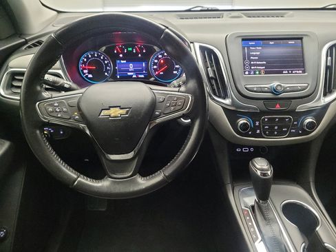 Used 2021 Chevrolet Equinox LT FWD image 22