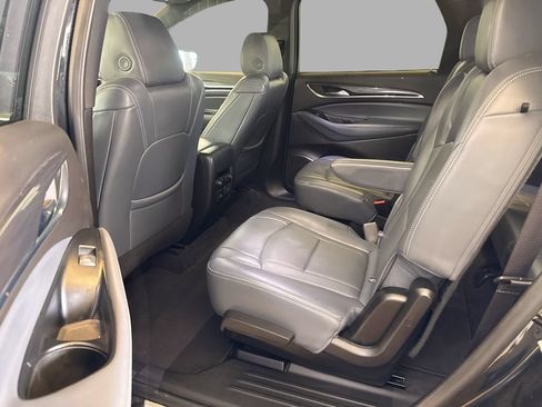 Used 2024 Buick Enclave Premium AWD/4WD image 12