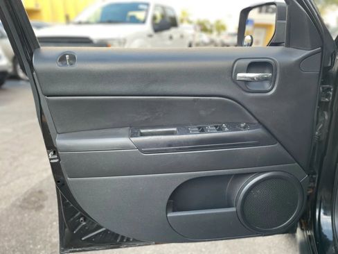 Used 2013 Jeep Patriot Latitude w/ Sun/Sound Group image 34