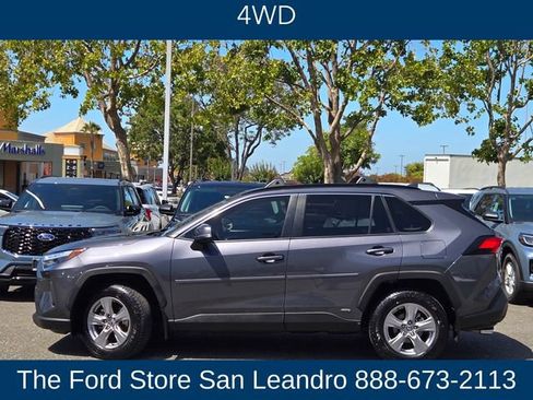 Used 2024 Toyota RAV4 XLE w/ Convenience Package AWD/4WD image 5